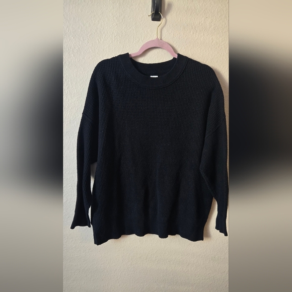 Aerie Black Waffle Knit Oversized Crew Neck Sweater - Size S (Fits M) #73 - Picture 3 of 5